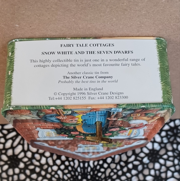 VINTAGE 1996 TIN FROM SILVER CRANE COMPANY ENGLAND PLAYS "IT'S A SMALL WORLD" - Picture 5 of 12